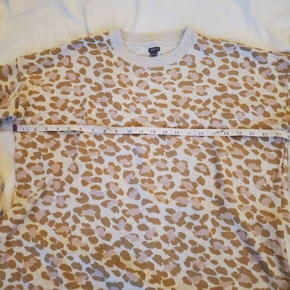 Aerie Tan And Pink Animal Print oversize sweater Size Small - Picture 7 of 12